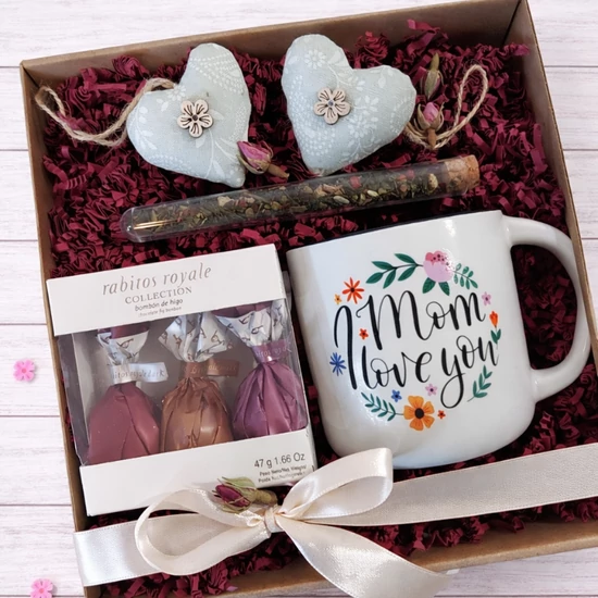 Thank you mom- teával és különleges desszerttel