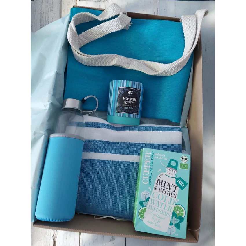 Vakáció 2.- kék strandolós ajándékdoboz Vakáció 2.- kék strandolós ajándékdoboz